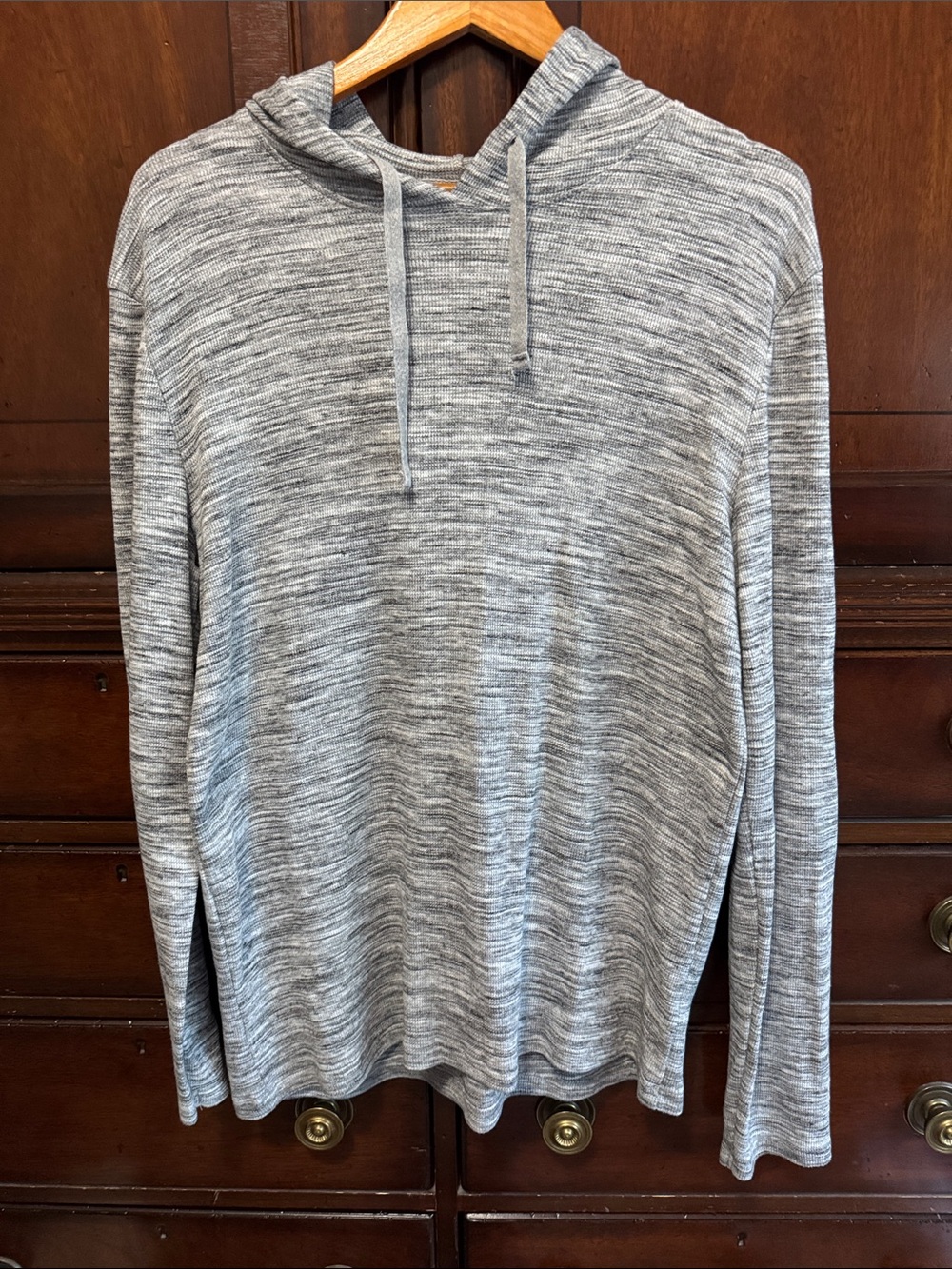Men's Large Lightweight Hoodie Shirt